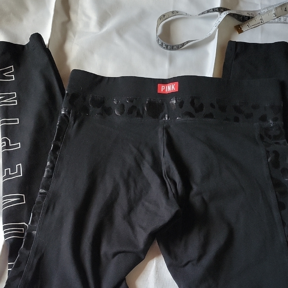 PINK Yoga Victoria Secret Black Leggings with Leopard Print and Text - Picture 7 of 9